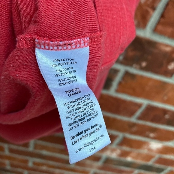 Life Is Good Mens Medium Crusher Tee Red Bucket List Beer Long Sleeve Shirt - Picture 6 of 9